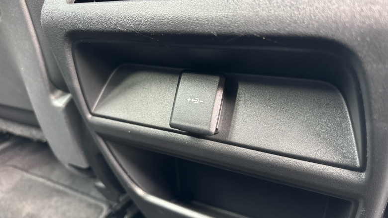 Jaguar E-Pace 2.0 D200 R-Dynamic SE 5dr Auto Diesel Estate